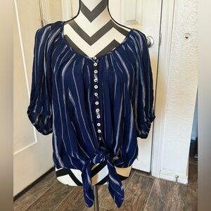 Karen Kane tie front button top